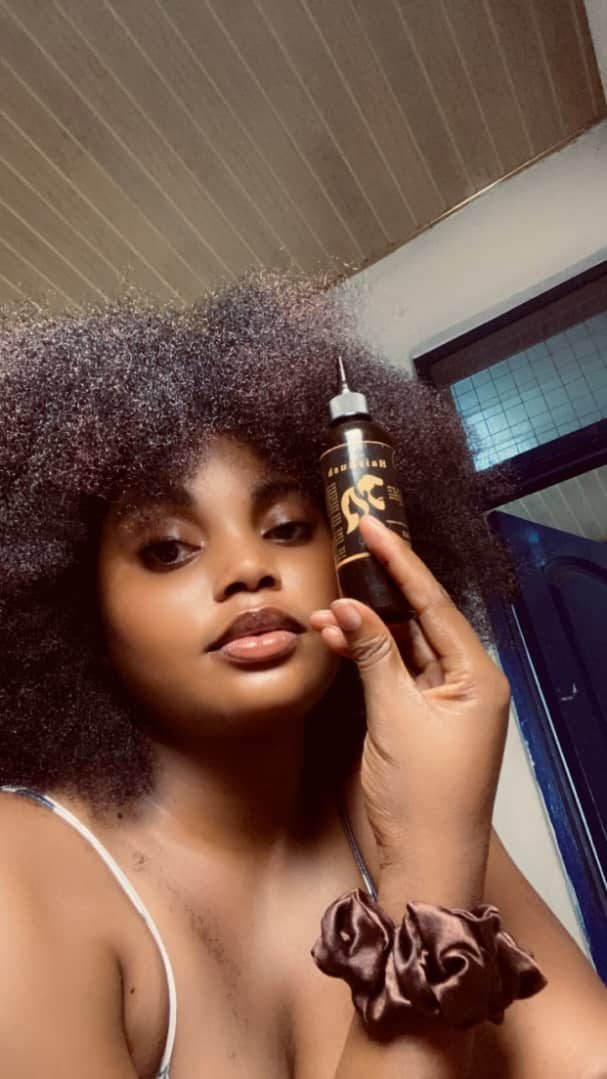 HairRush customer with voluminous afro